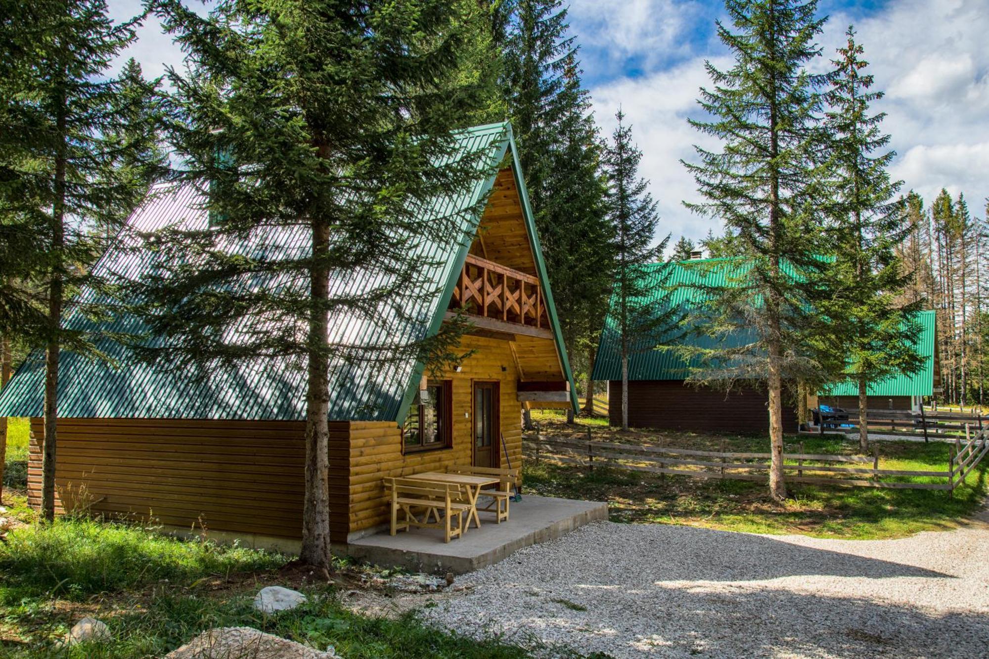 Ville Uskoci Zabljak  Exterior photo